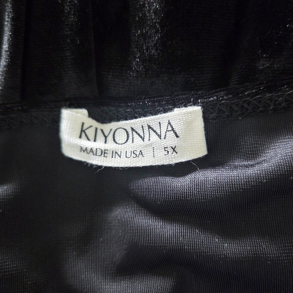 Kiyonna Black Velvet Surplice V-Neck Empire Waist Dress Plus Size 5X Pockets NEW - Picture 5 of 7